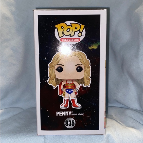 Penny as Wonder Woman “The Big Bang Theory” Exclusive Funko POP! - Picture 2 of 2